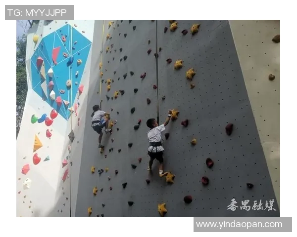 广州攀岩队协作精神探讨与训练方法分享