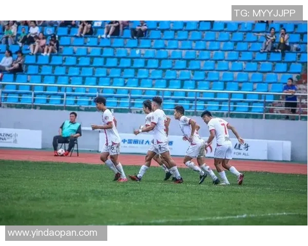 全国锦标赛回顾：西安足球队展现出色节奏与团队协作能力